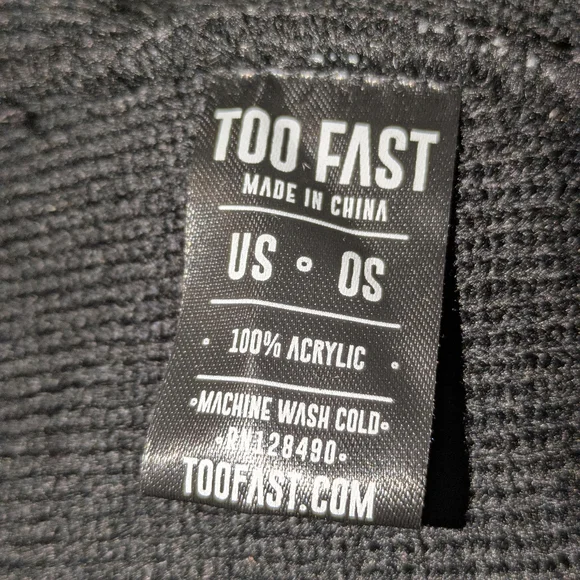 Too Fast Glitter Bats Spider Web Pom Pom Beanie - Picture 4 of 4